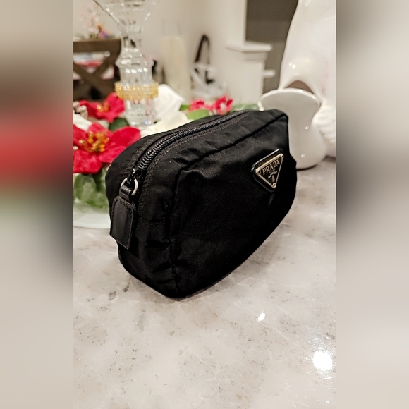 PRADA Cosmetic bag/pouch, black. Excellent condition - Picture 2 of 5